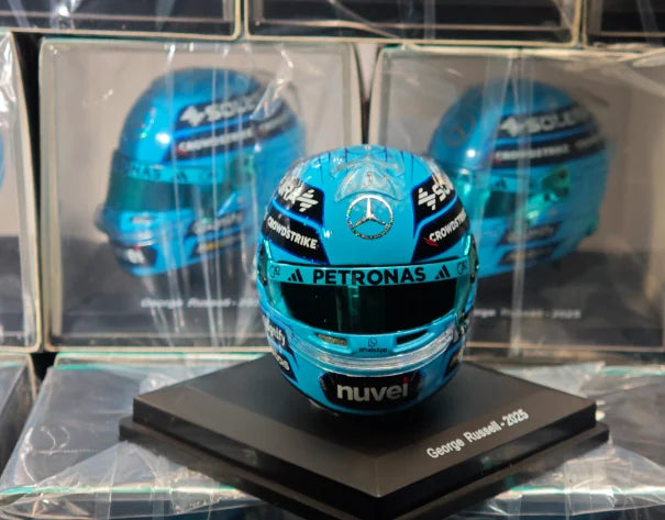 1:5 F1 2025/2024 Helmet Replica Series - George Russell